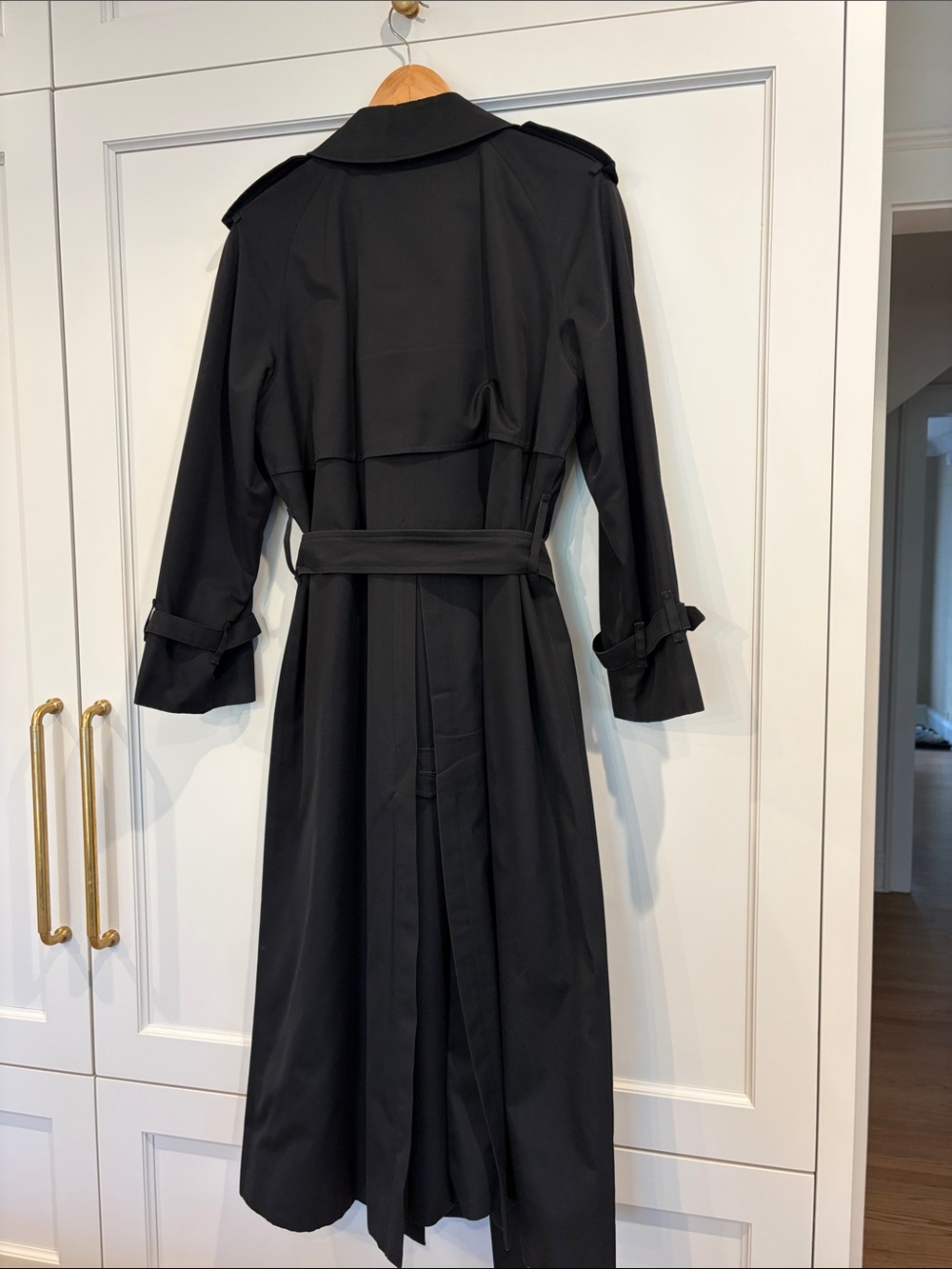 Burberry Black Double-Breasted Long Trench Coat with Signature Check Lining - Picture 6 of 16